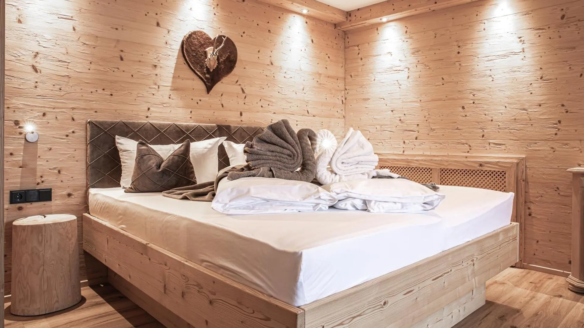Brunnenhof Oberstdorf - Ferienwohnungen Mit Hotel Service Apartment